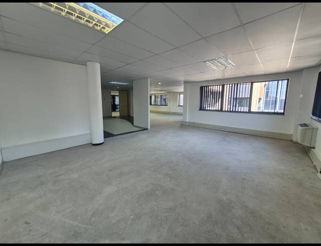 764M² OFFICE TO LET IN MORNINGSIDE